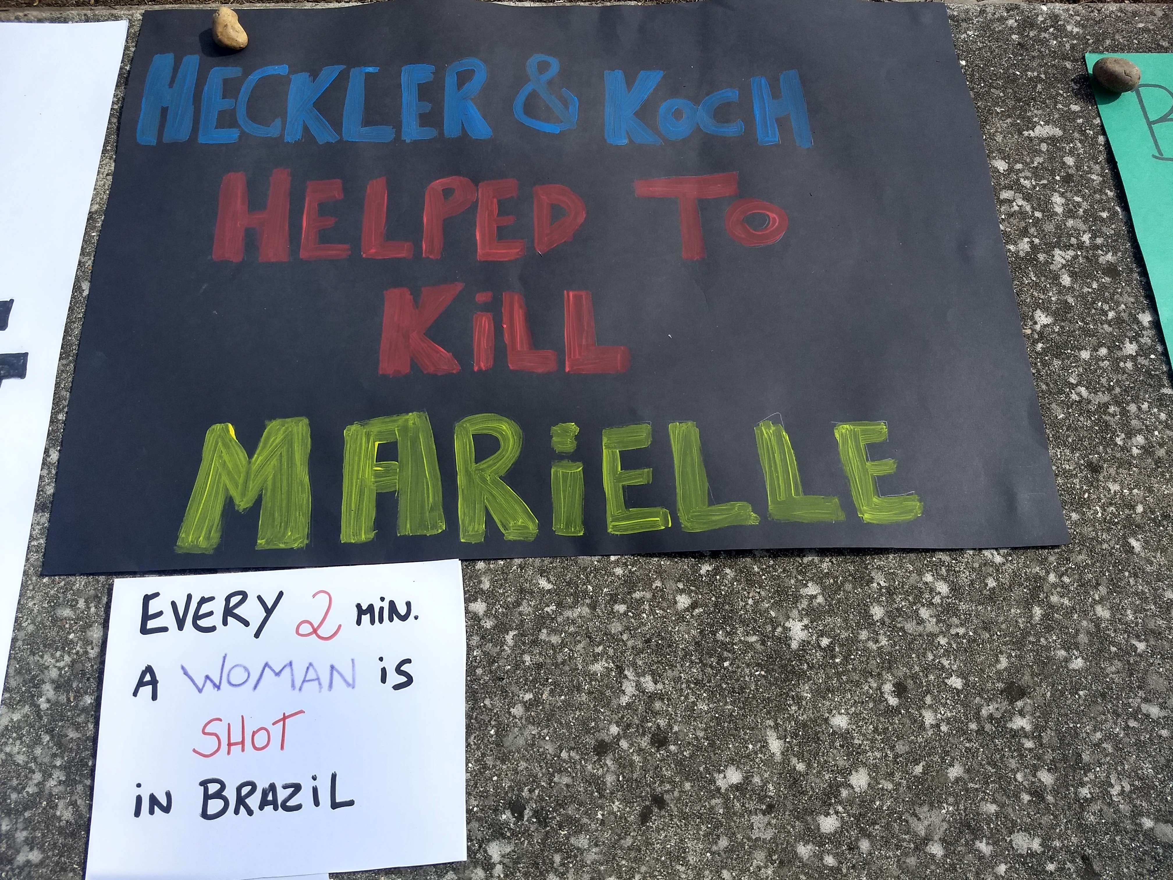 Banner saying 'Heckler & Koch helped to kill Marielle'
